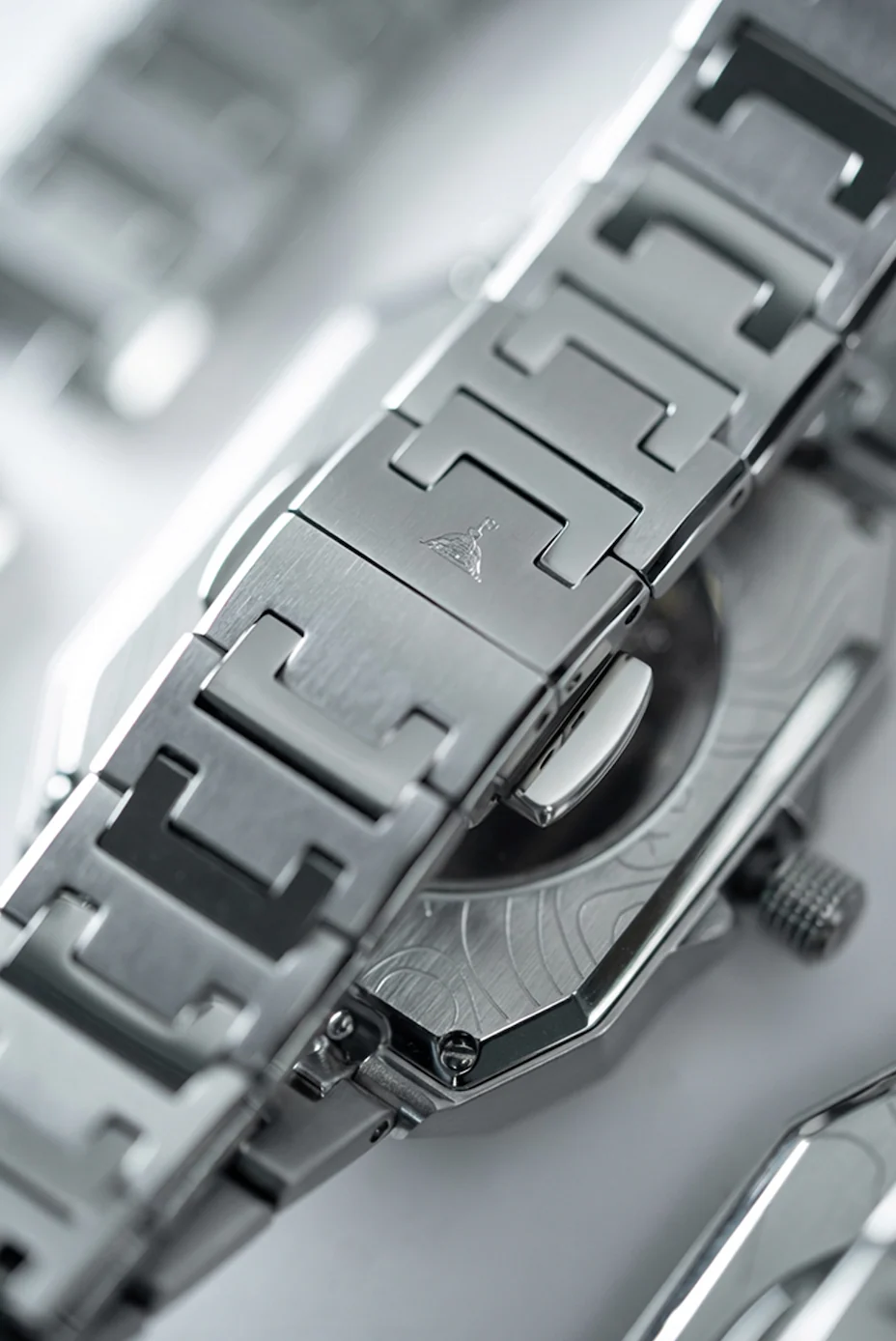 TATA SIERRA X DELHI WATCH COMPANY - Image 3